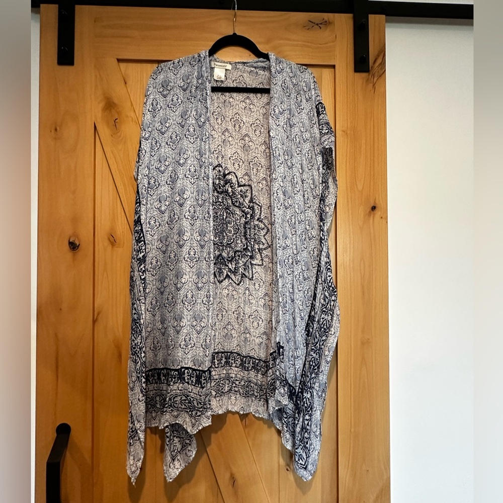 Francesca’s Womens Kimono Boho Cardigan - Blue Floral - Scarf Wrap - One Size